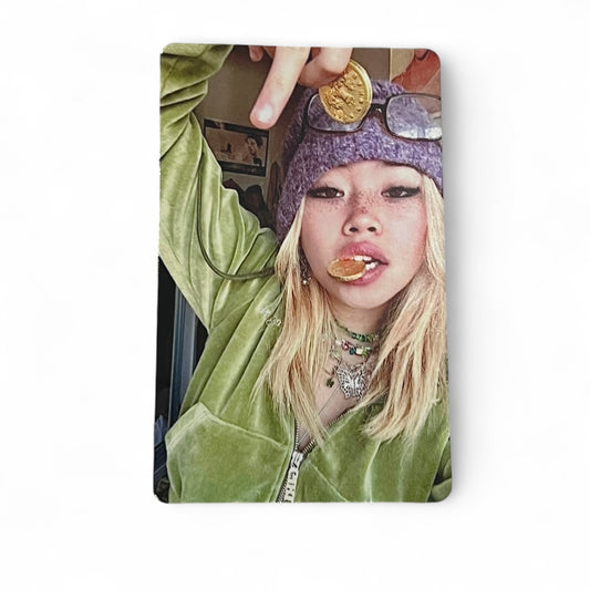 BEABADOOBEE Photocard