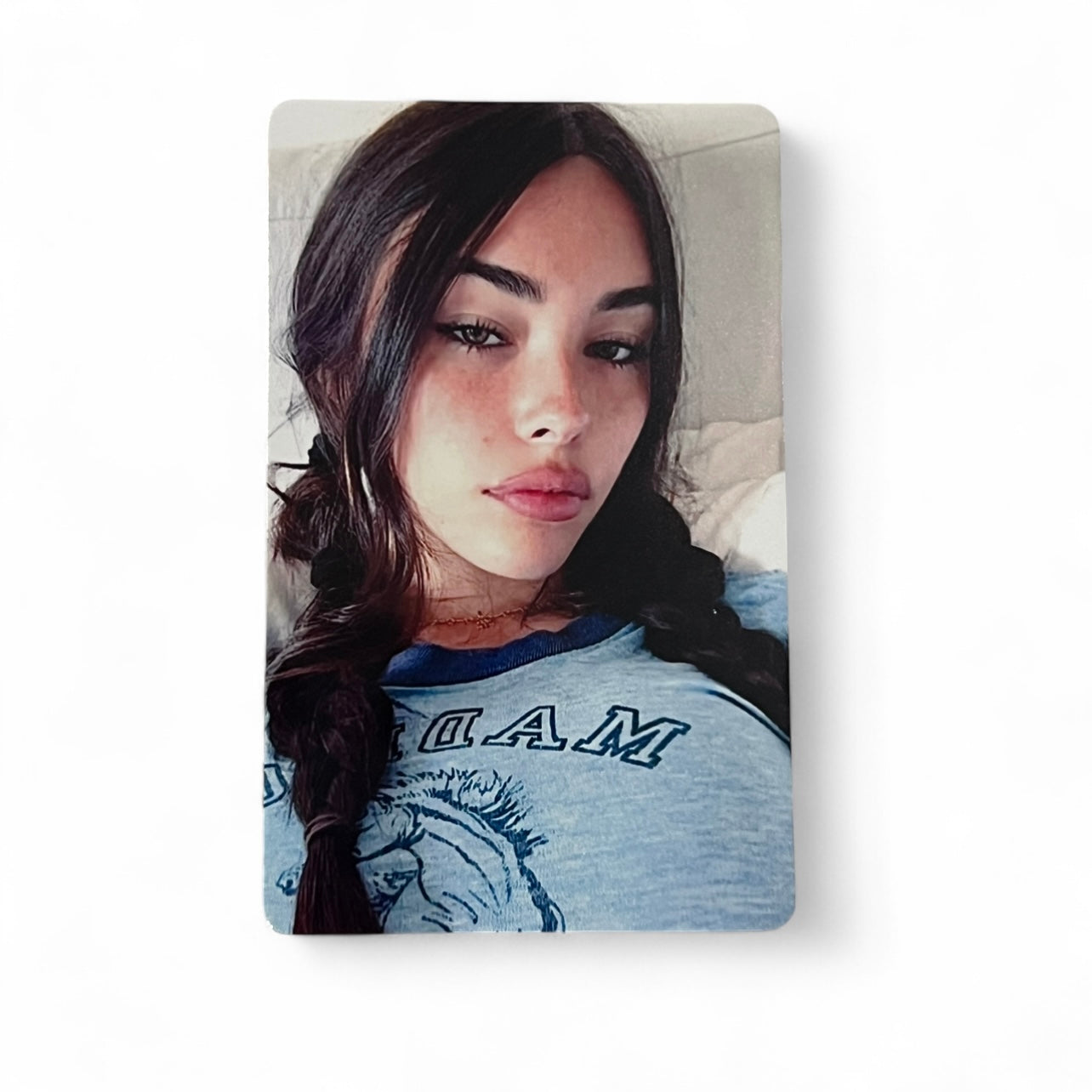 Madison Beer Photocard.