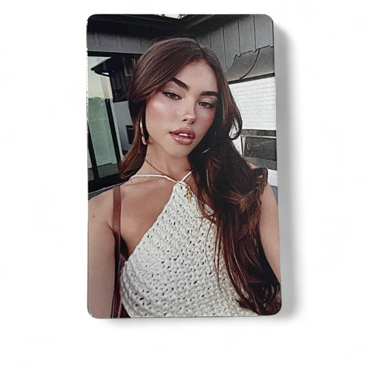 Madison Beer Photocard.
