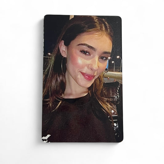 Madison Beer Photocard.