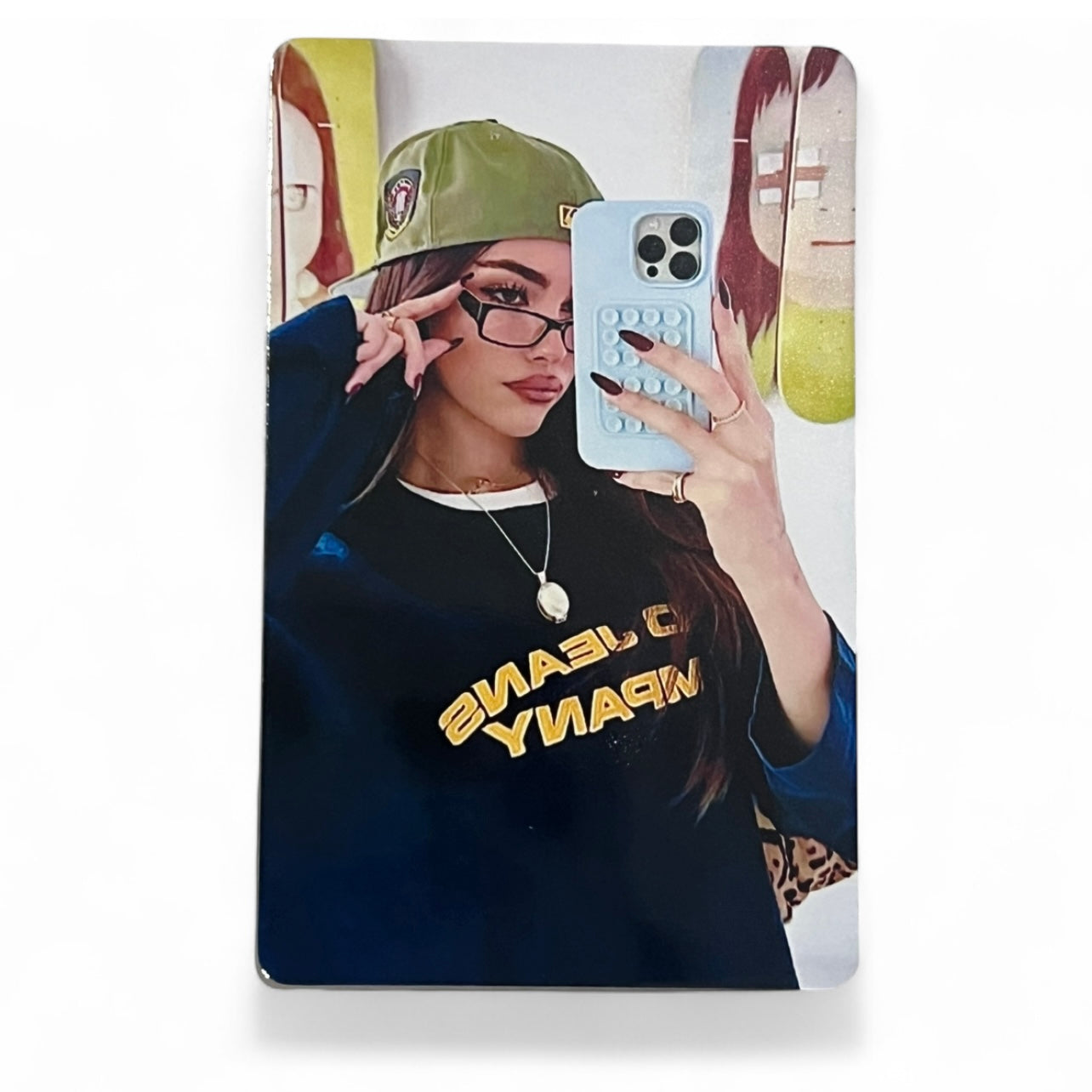 Madison Beer Photocard.