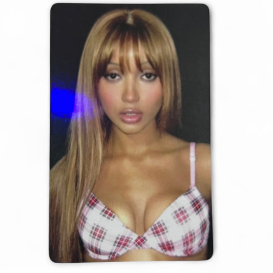 Pink Pantheress Photocard