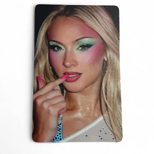 Zara Larsson Photocard.